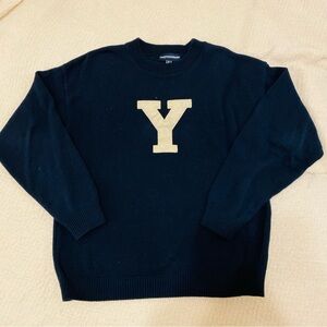 Yale Navy Men's Crewneck Sweater with Cream 'Y' Patch